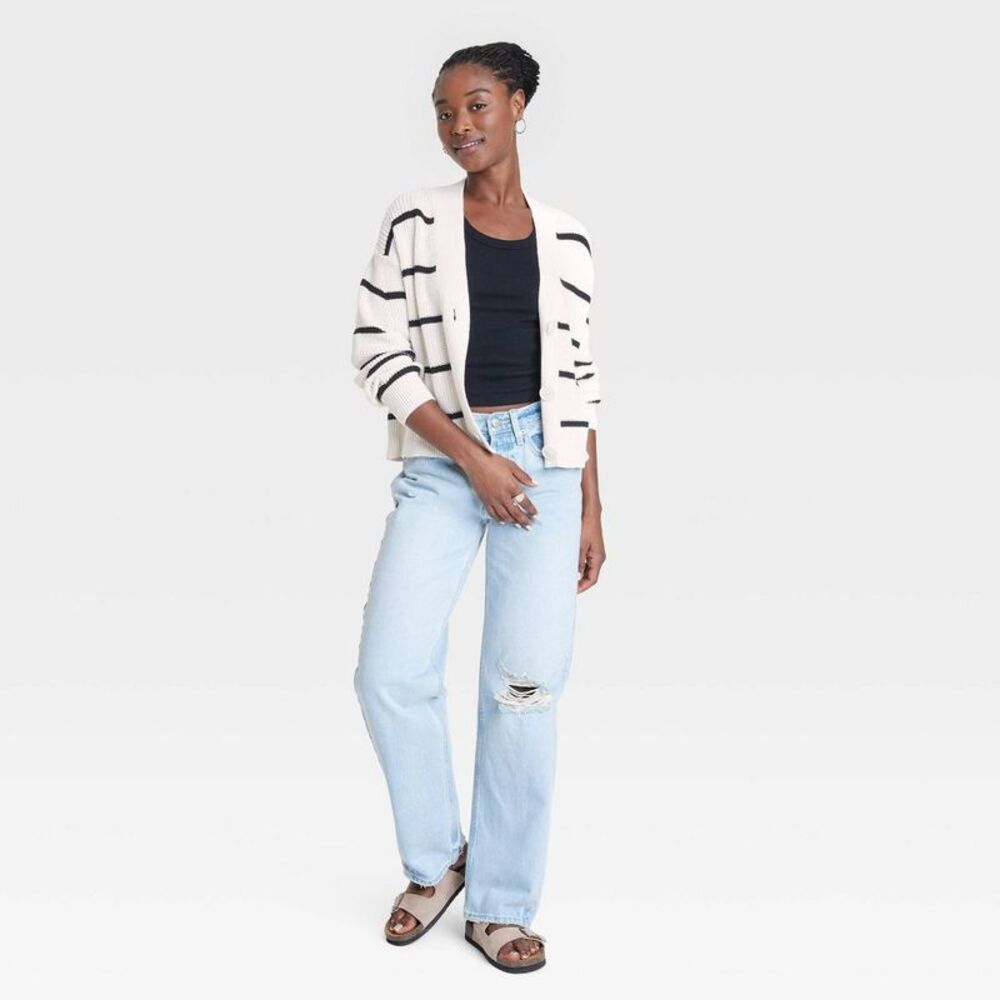 Open Box - Universal Thread - Women's Button-Up Cardigan - Universal - Picture 3 of 3
